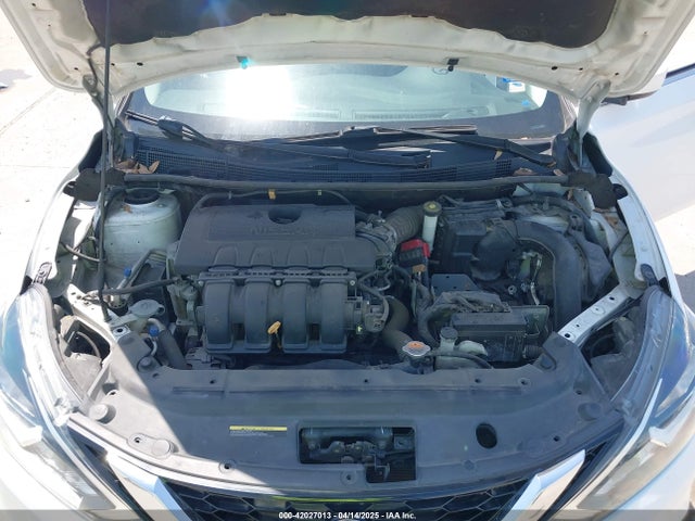 3N1AB7AP3HY348415 Nissan SENTRA SV