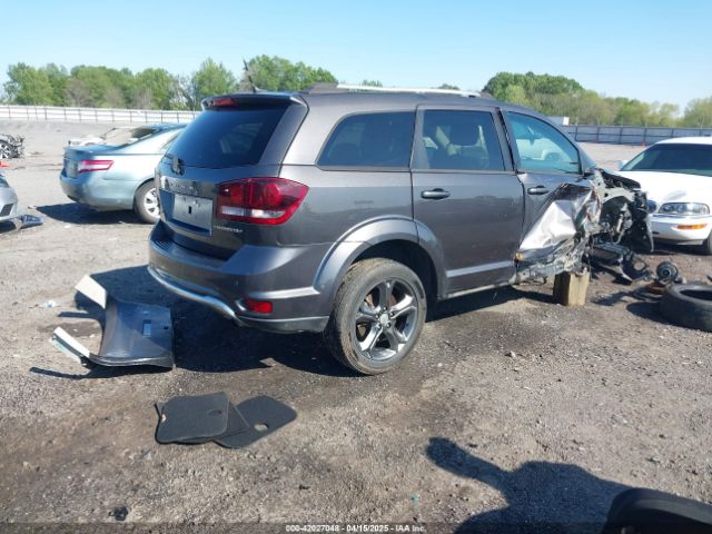3C4PDCGB3FT739211 Dodge Journey Crossroad