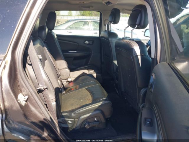 3C4PDCGB3FT739211 Dodge Journey Crossroad