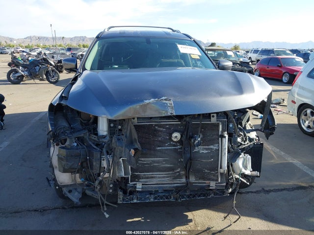 5N1DR2MN8KC635781 Nissan Pathfinder S