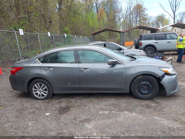 1N4AL3AP9HN335965 Nissan Altima 2.5 S