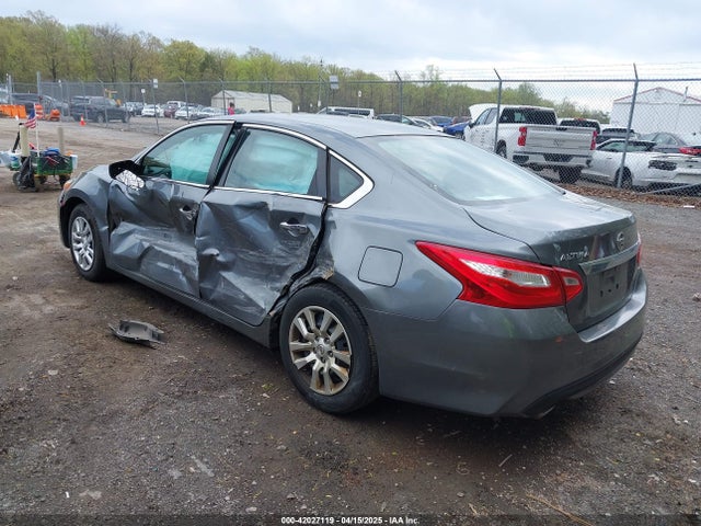 1N4AL3AP9HN335965 Nissan Altima 2.5 S