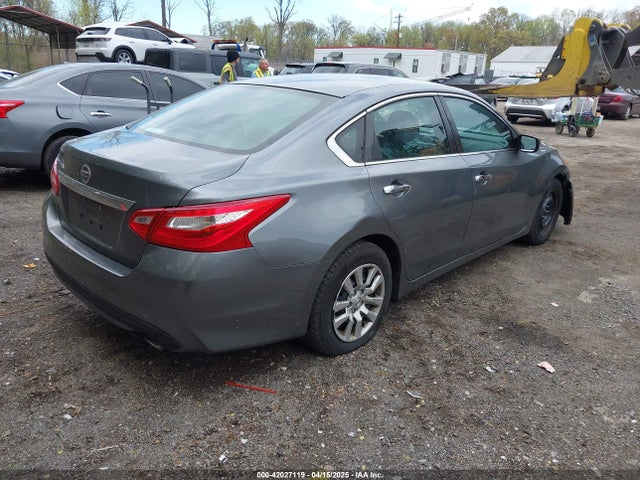 1N4AL3AP9HN335965 Nissan Altima 2.5 S