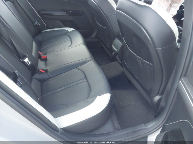 KNAG64J7XS5304309 KIA K5 GT LINE