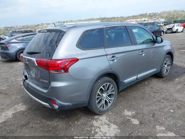 2018 MITSUBISHI OUTLANDER JA4AZ3A37JJ002127 Photo 3