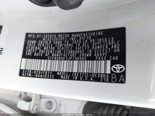 5YFBURHE1JP798985 Toyota COROLLA LE