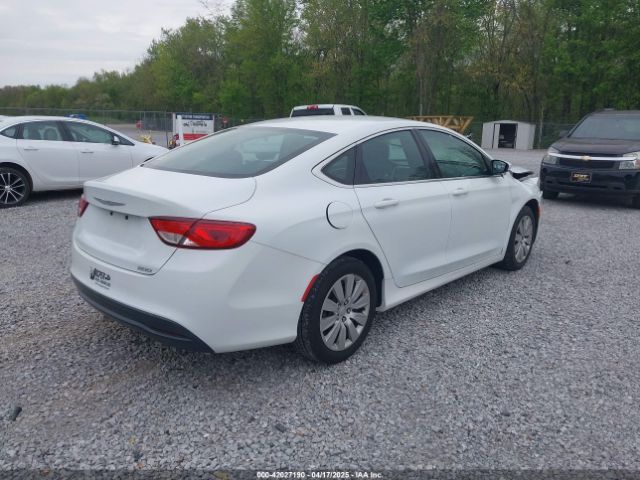 1C3CCCFB2GN170702 Chrysler 200 LX