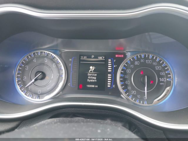 1C3CCCFB2GN170702 Chrysler 200 LX