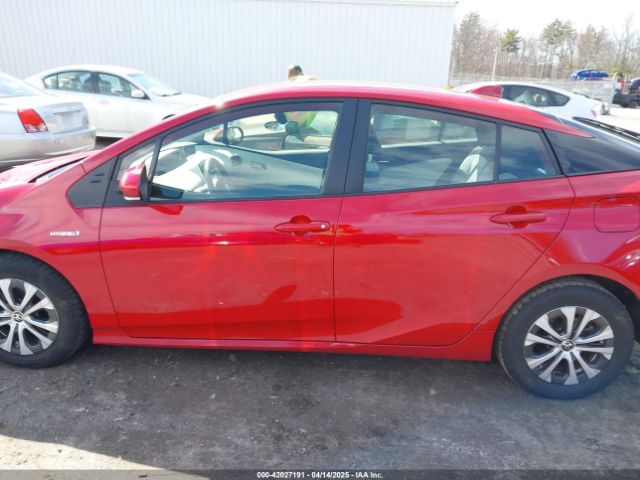JTDL9MFU1M3028284 Toyota Prius Le Awd-e