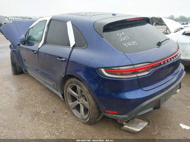 Porsche Macan 2022 WP1AA2A51NLB02693 Image 3