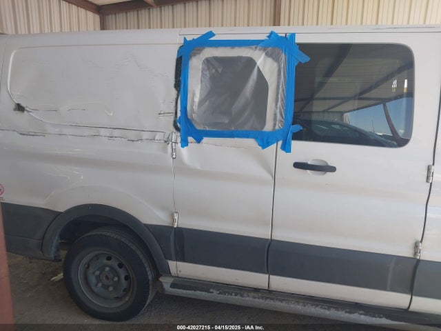 1FTYR1ZM4GKA38835 Ford Transit-250