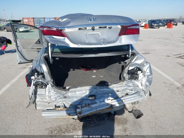 1HGCR2F98HA073936 Honda k24w1