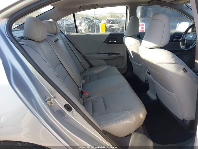 1HGCR2F98HA073936 Honda k24w1