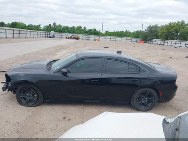 2C3CDXBG6PH656928 Dodge Charger Sxt