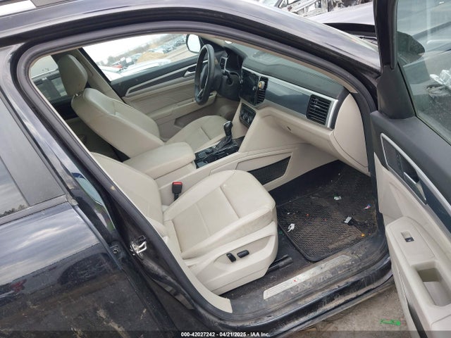 1V2SR2CA6NC563587 Volkswagen Atlas 3.6l V6 Sel R-line Black