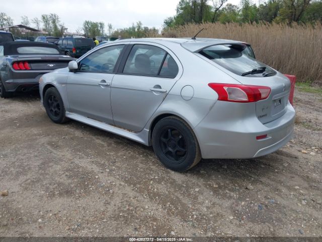 2011 MITSUBISHI LANCER SPORTBACK JA32X8HW5BU038930 Photo 2