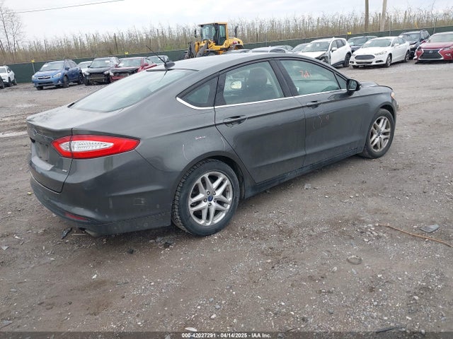 1FA6P0H7XG5106434 Ford FUSION SE