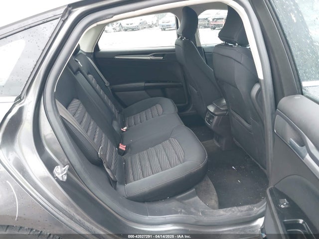 1FA6P0H7XG5106434 Ford FUSION SE