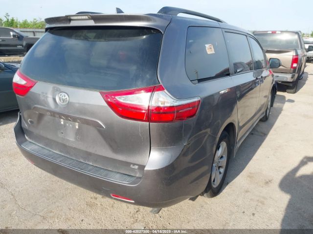 5TDKZ3DC2JS915905 Toyota Sienna Le 8 Passenger