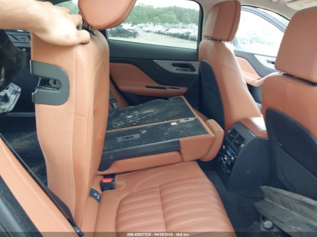 SADCN2GX7LA620263 Jaguar F-pace Portfolio P300 Awd Automatic