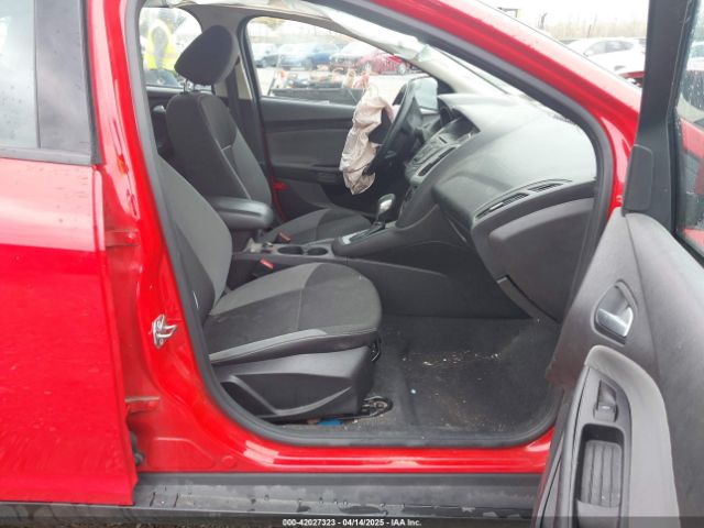 1FADP3F20EL379178 Ford FOCUS SE