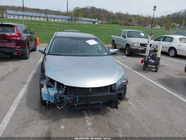 4T1BF1FK6FU497297 Toyota CAMRY SE