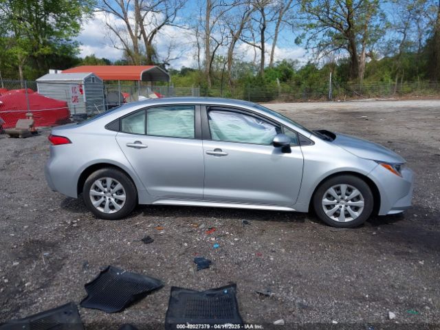 JTDEPMAE4N3016548 Toyota COROLLA LE