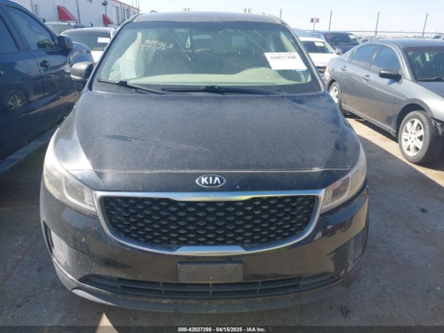 KNDMB5C16G6089223 KIA SEDONA LX