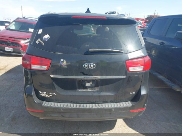 KNDMB5C16G6089223 KIA SEDONA LX