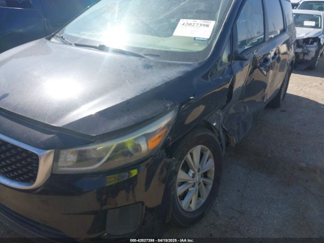 KNDMB5C16G6089223 KIA SEDONA LX