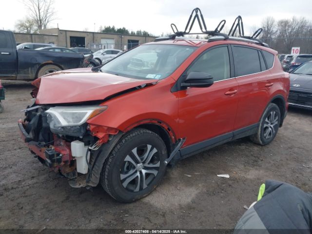 JTMBFREV8GJ085111 Toyota RAV4 LE