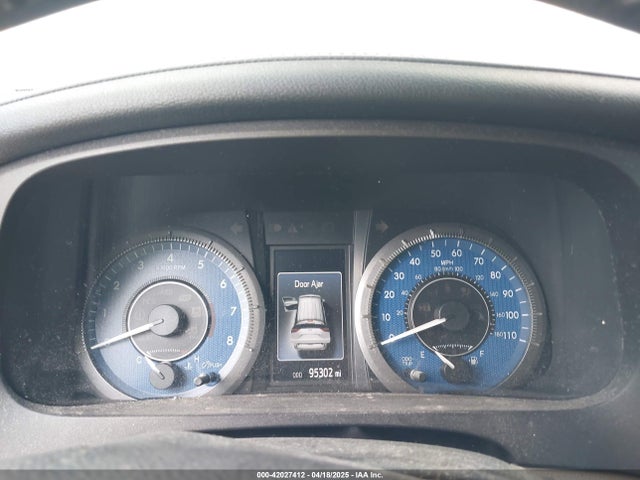 5TDYK3DC0GS737600 Toyota Sienna Xle 8 Passenger