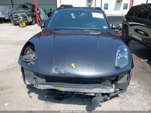 WP1AG2A54JLB62881 Porsche Macan Gts