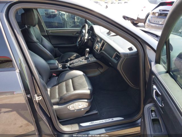 2018 PORSCHE MACAN WP1AG2A54JLB62881 Photo 4