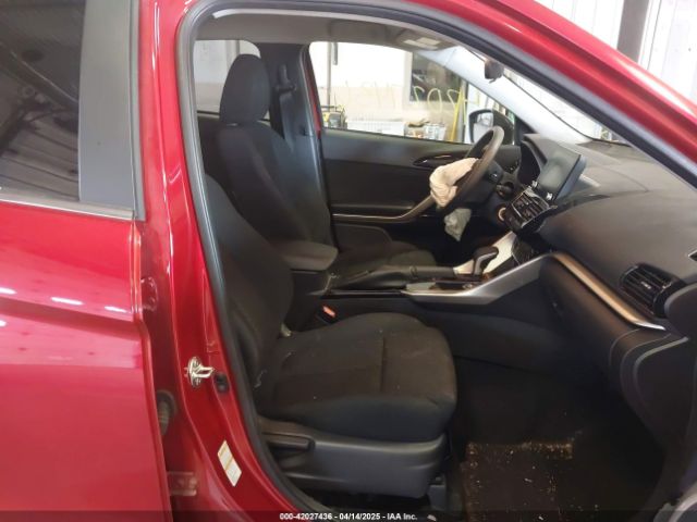 2022 MITSUBISHI ECLIPSE CROSS JA4ATVAA3NZ042272 Photo 4