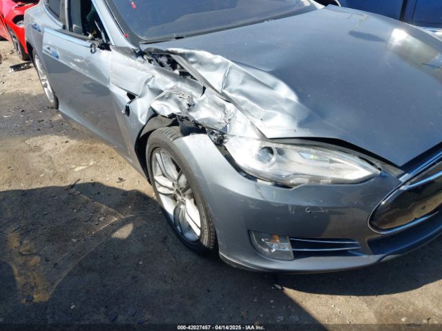 5YJSA1S12EFP41227 Tesla MODEL S