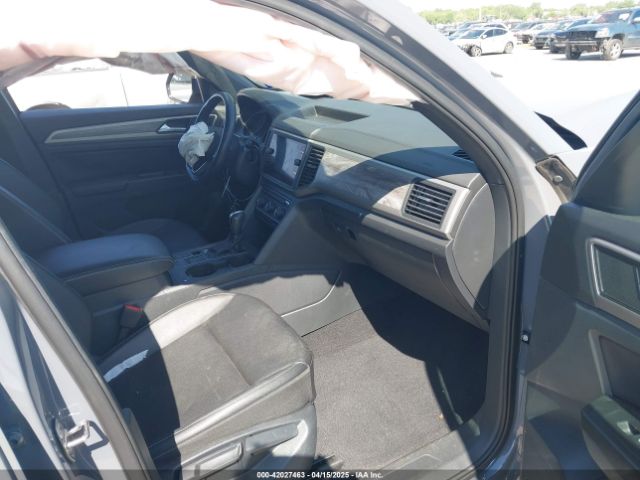 1V2YE2CA0LC217456 Volkswagen Atlas Cross Sport 3.6l V6 Se W/technology/3.6l V6 Se W/technology R-line