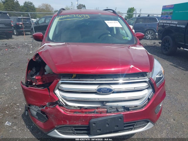 1FMCU9HD6JUB74609 Ford ESCAPE SEL