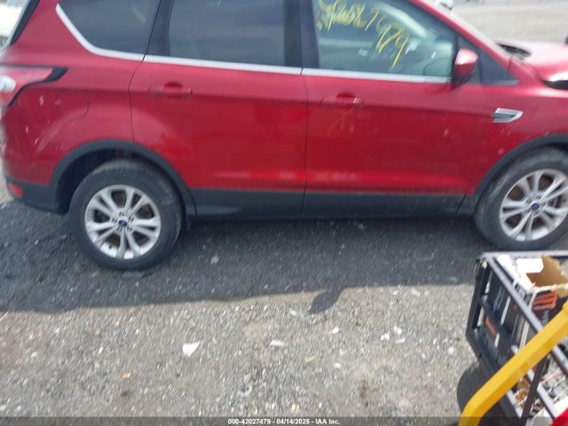 1FMCU9HD6JUB74609 Ford ESCAPE SEL