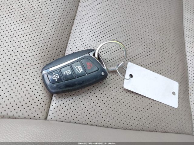 KM8SN4HF2FU104058 Hyundai Santa Fe Limited