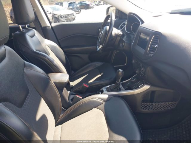 2020 JEEP COMPASS 3C4NJDBB0LT117321 Photo 4