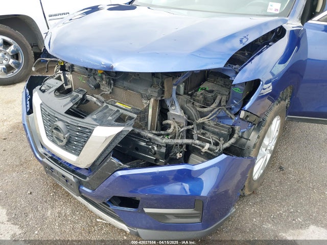 KNMAT2MT2HP557278 Nissan ROGUE SV