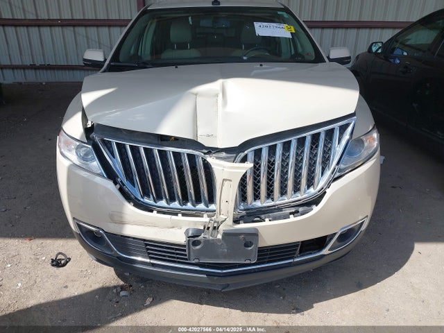 2LMDJ6JK2EBL19598 Lincoln MKX