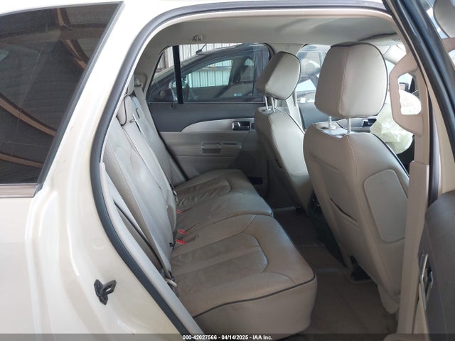 2LMDJ6JK2EBL19598 Lincoln MKX