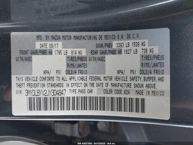 3MYDLBYV2JY304847 Toyota YARIS IA