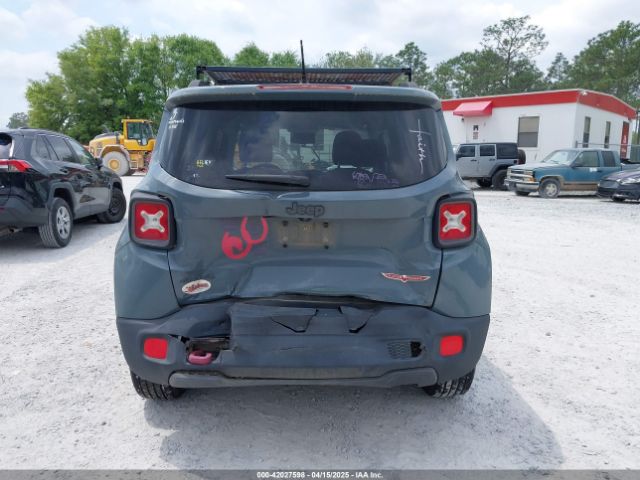 ZACCJBCBXHPF82004 Jeep Renegade Trailhawk 4x4