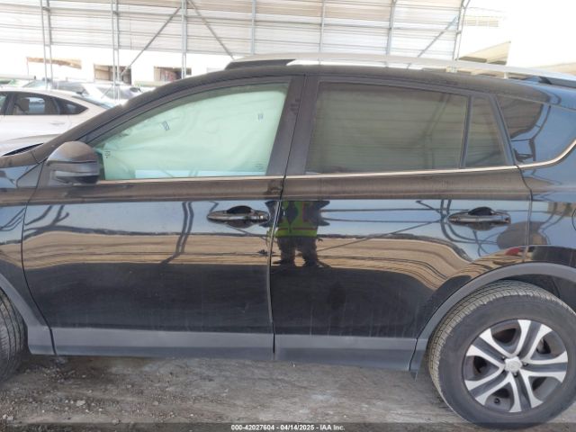 2T3ZFREV3GW301060 Toyota RAV4 LE