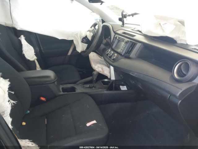 2T3ZFREV3GW301060 Toyota RAV4 LE
