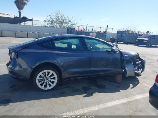 5YJ3E1EA1NF142713 Tesla Model 3 Rear-wheel Drive