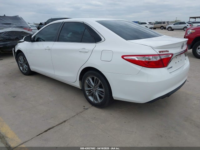 4T1BF1FK4HU318371 Toyota CAMRY SE